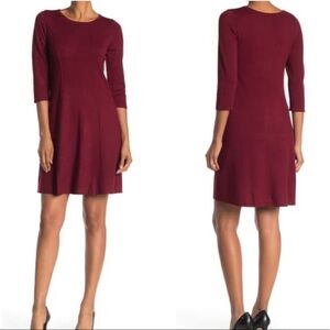 T Tahari Crew Neck 3/4 Sleeve Fit & Flare Dress